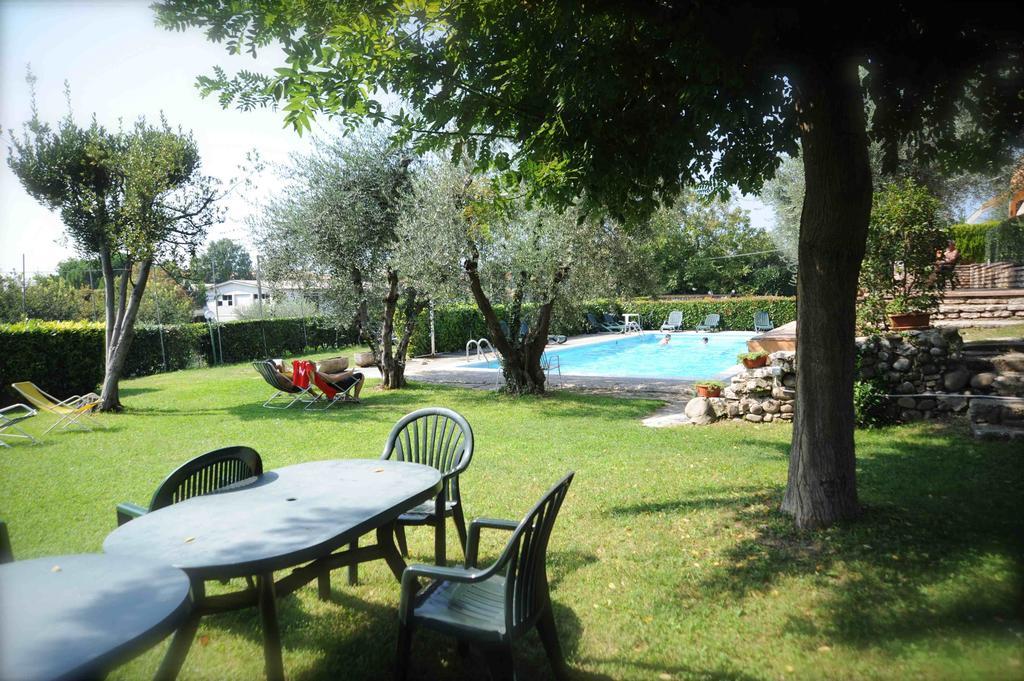 Holidays Residence Lazise Bagian luar foto