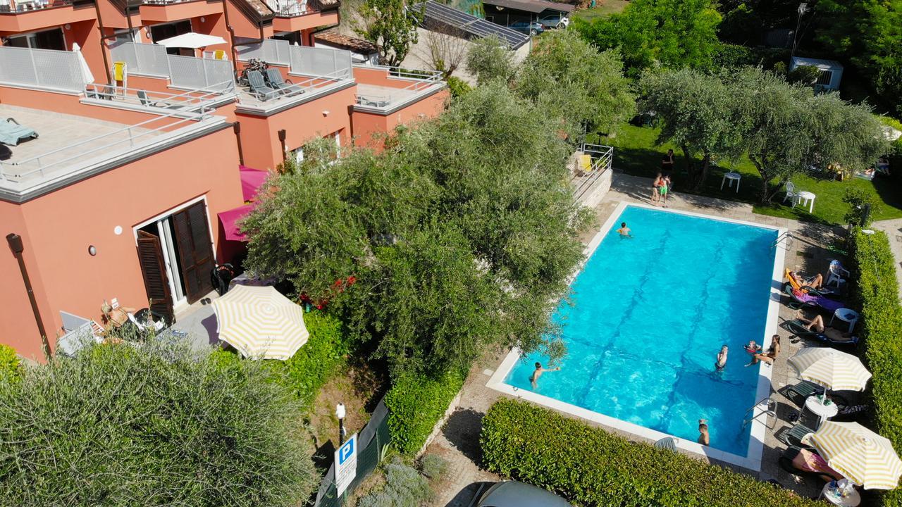 Holidays Residence Lazise Bagian luar foto