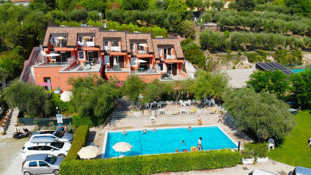 Holidays Residence Lazise Bagian luar foto